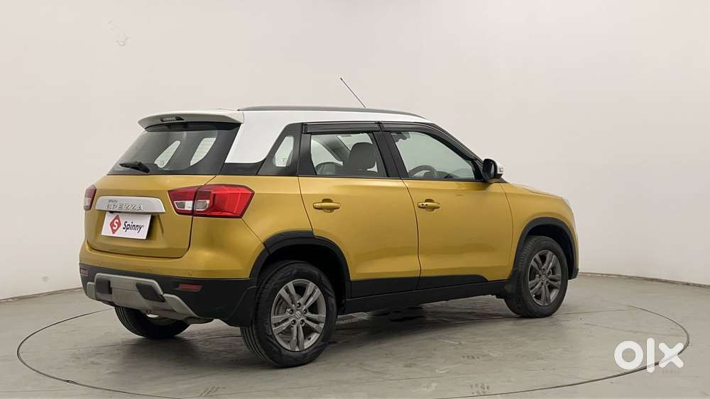 Maruti Suzuki Vitara Brezza Zdi Plus Dual Tone, 2016, Diesel