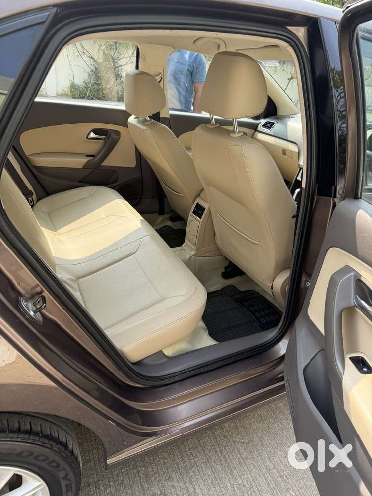 Volkswagen Vento 1.2 Tsi Highline Plus At, 2016, Petrol