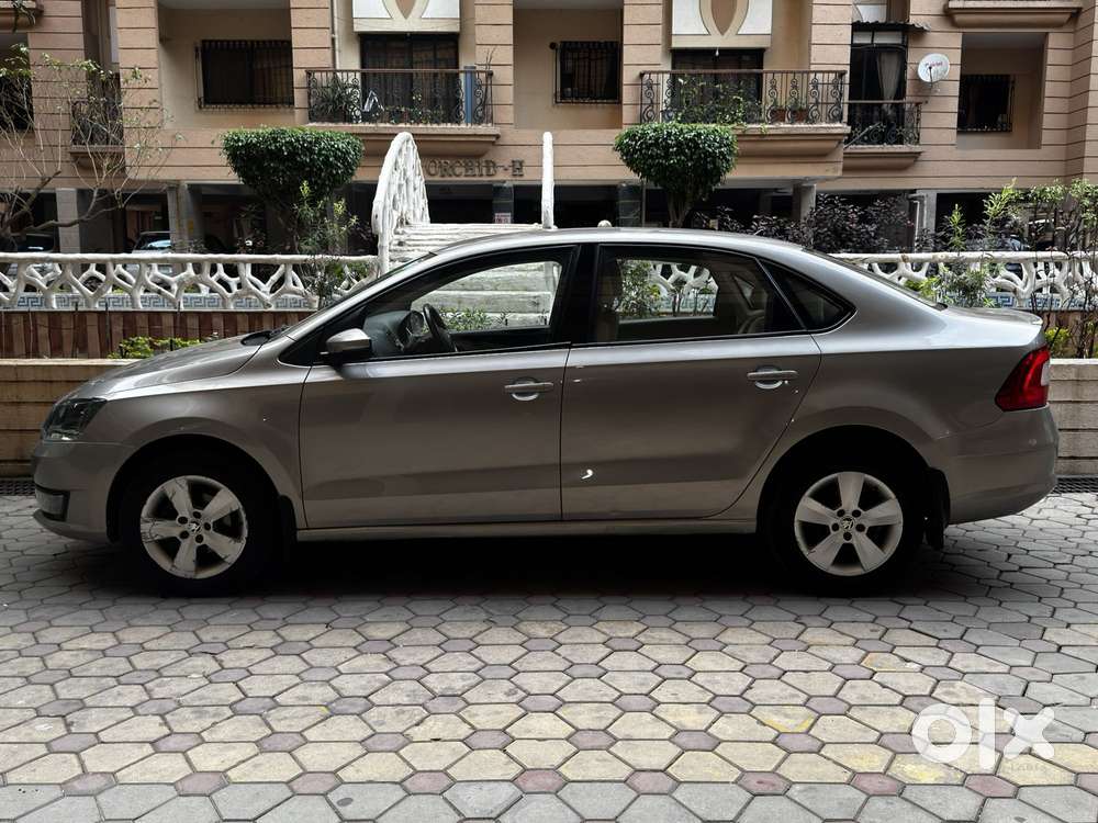 Skoda Rapid 1.6 Mpi At Style, 2017, Petrol