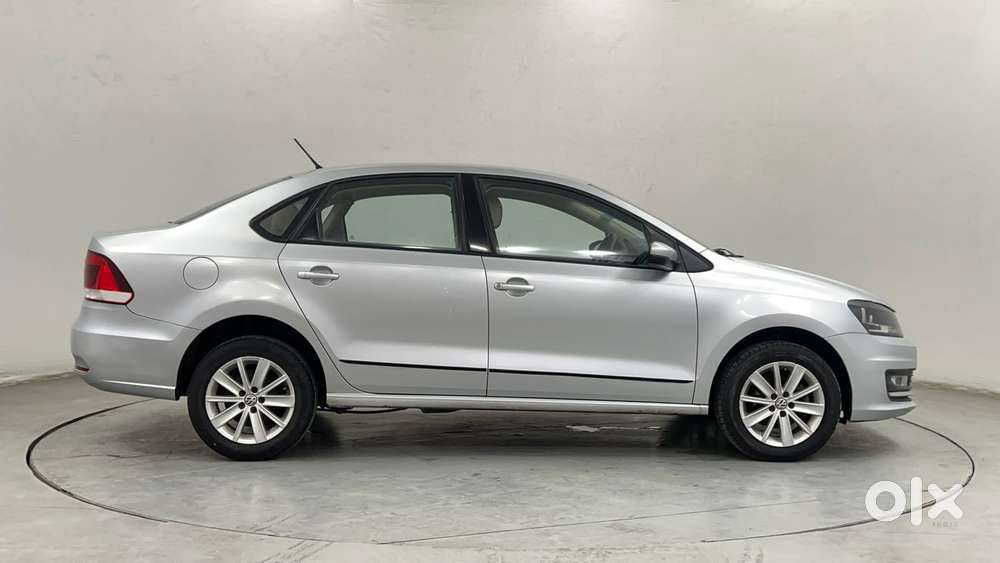 Volkswagen Vento 1.2 Tsi Highline At, 2016, Petrol