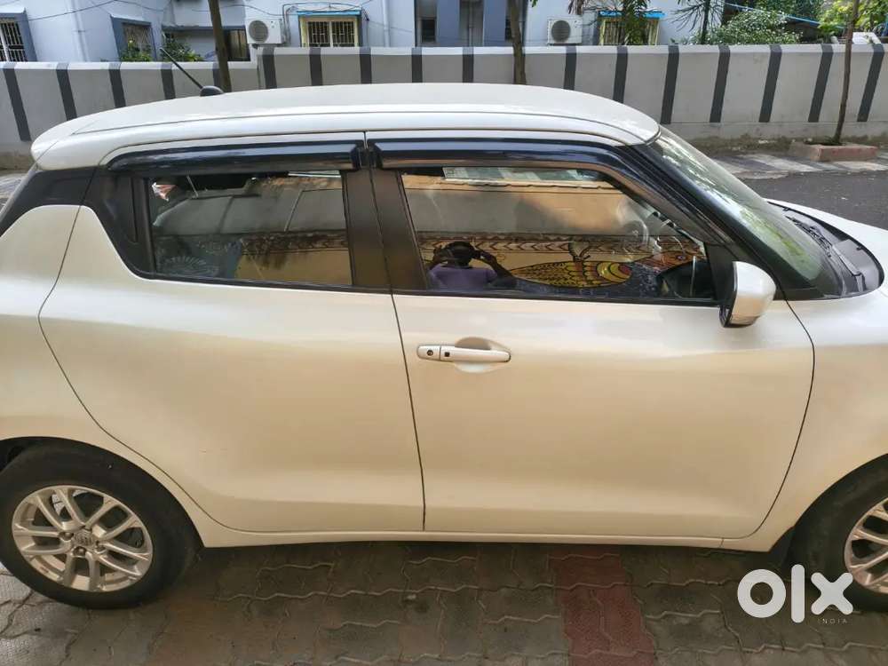 Maruti Suzuki Swift 2018 Petrol 42000 Km Driven