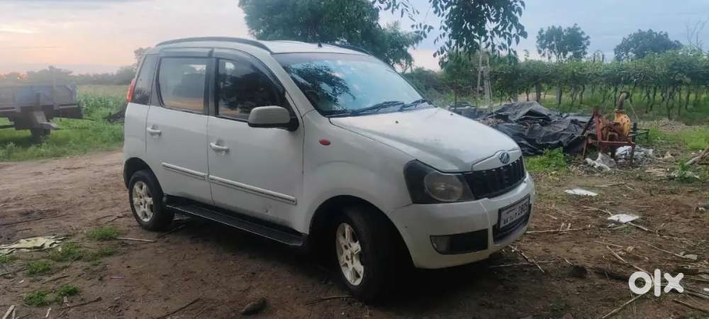 Mahindra Quanto 2015