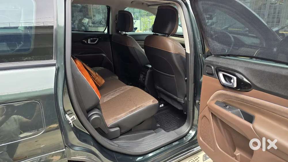 2023 Jeep Meridian Overland 4x4 At &ndash; Mint Condition &ndash; Just 8.9k Kms Dr