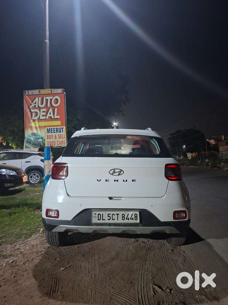 Hyundai Venue S 1.2 Petrol, 2022, Petrol