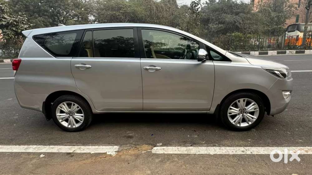 Toyota Innova Crysta 2.8 Zx At 7 Seater, 2019, Diesel