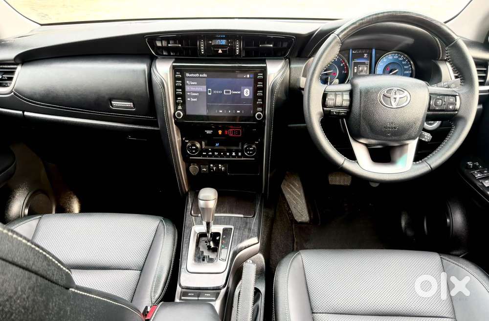 Toyota Fortuner [2021-ongoing] 2.7 2wd Petrol At, 2024, Petrol