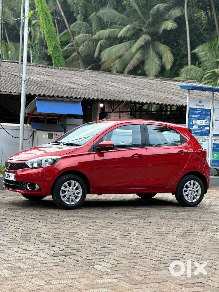 Tata Tiago Xza, 2018, Petrol