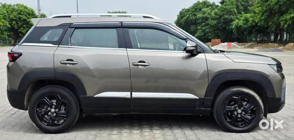 Maruti Suzuki Brezza 1.5 Zxi Smart Hybrid, 2023, Petrol
