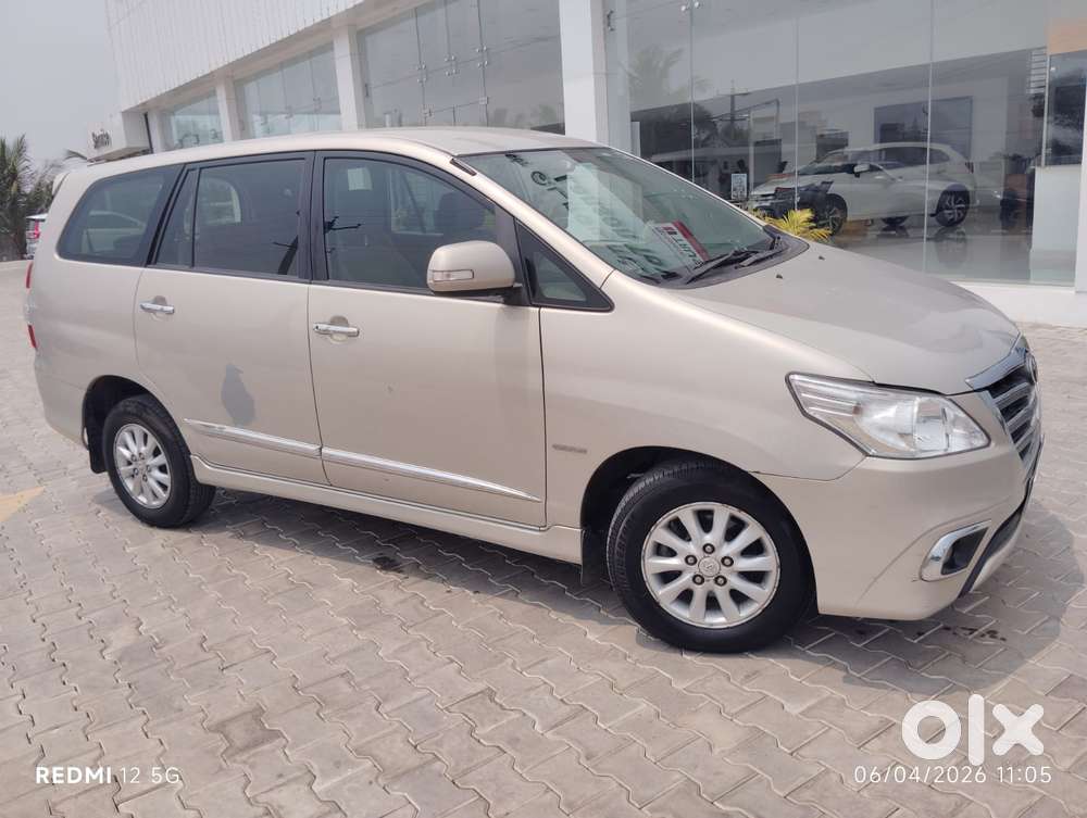 Toyota Innova 2.5 Vx 7 Seater Bs Iv, 2014, Diesel