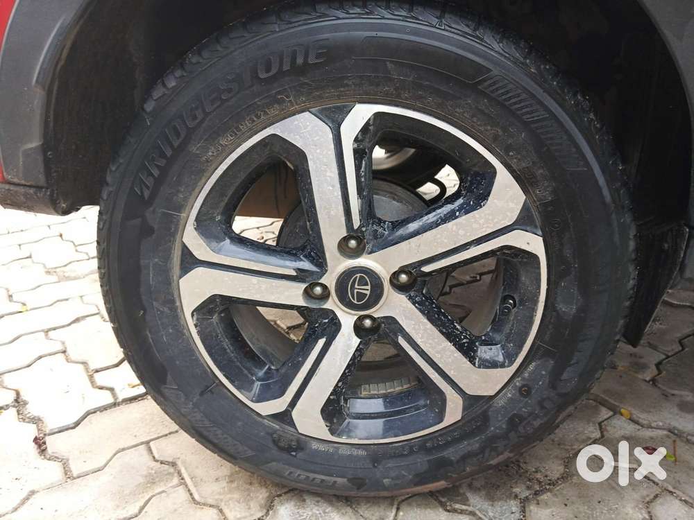 Tata Nexon 1.5 Revotorq Xza Plus S Amt, 2022, Petrol