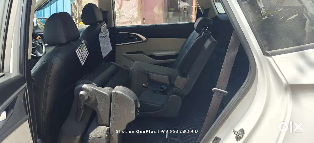 Kia Carens  Premium 2024