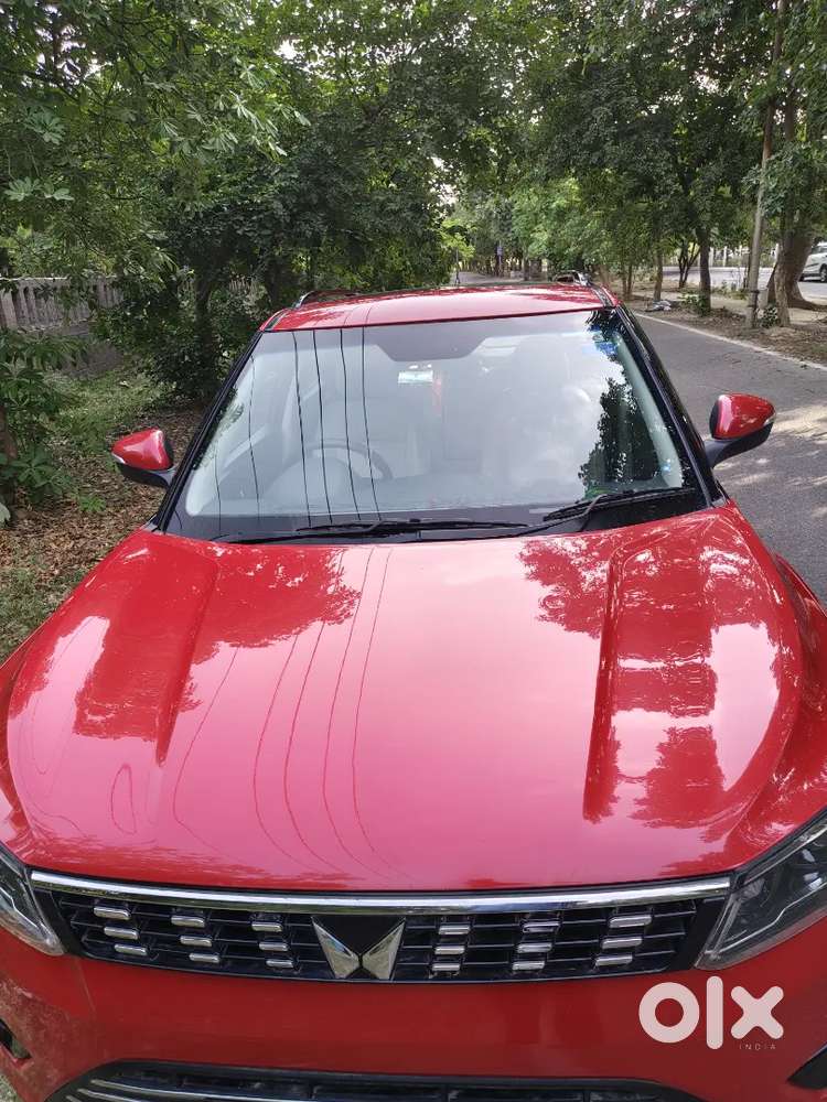 Mahindra Xuv300 Turbosport 2023 Petrol Well Maintained