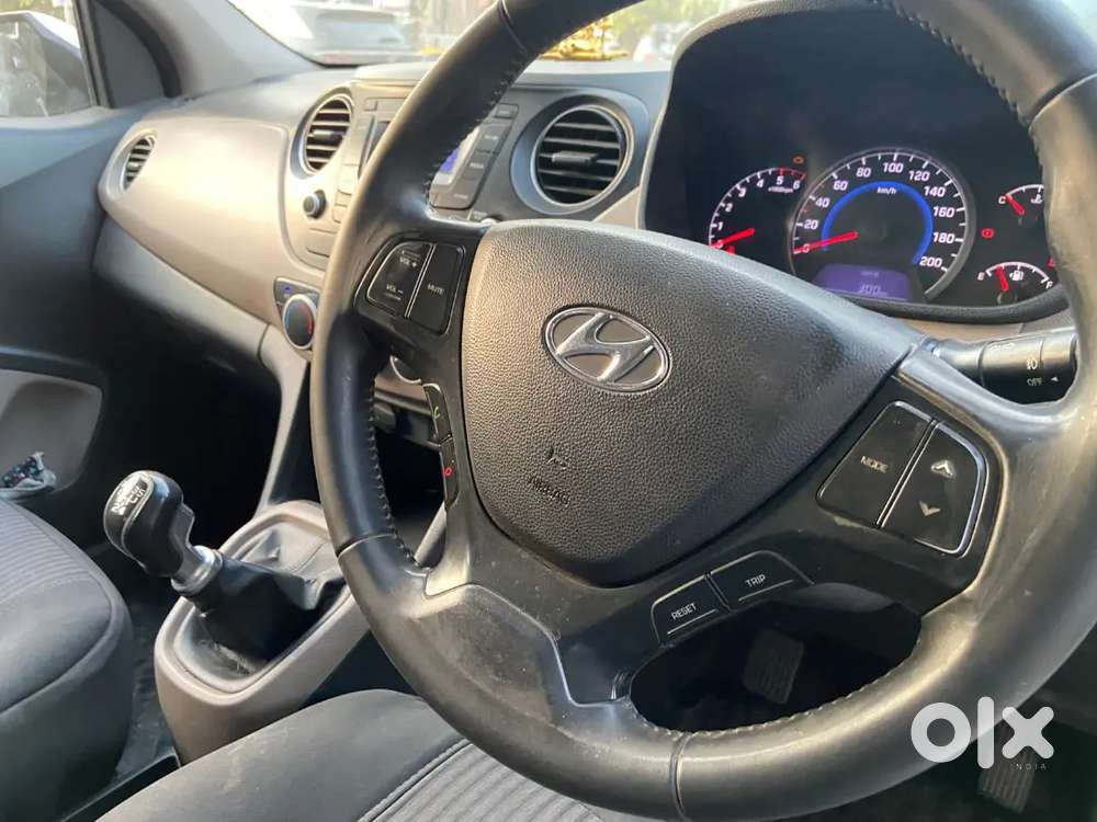 Hyundai Grand I10 2016 Diesel 66500 Km Driven