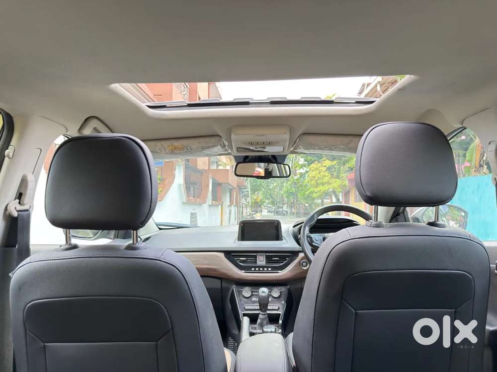 Tata Nexon Xz Plus Luxs, 2023, Petrol