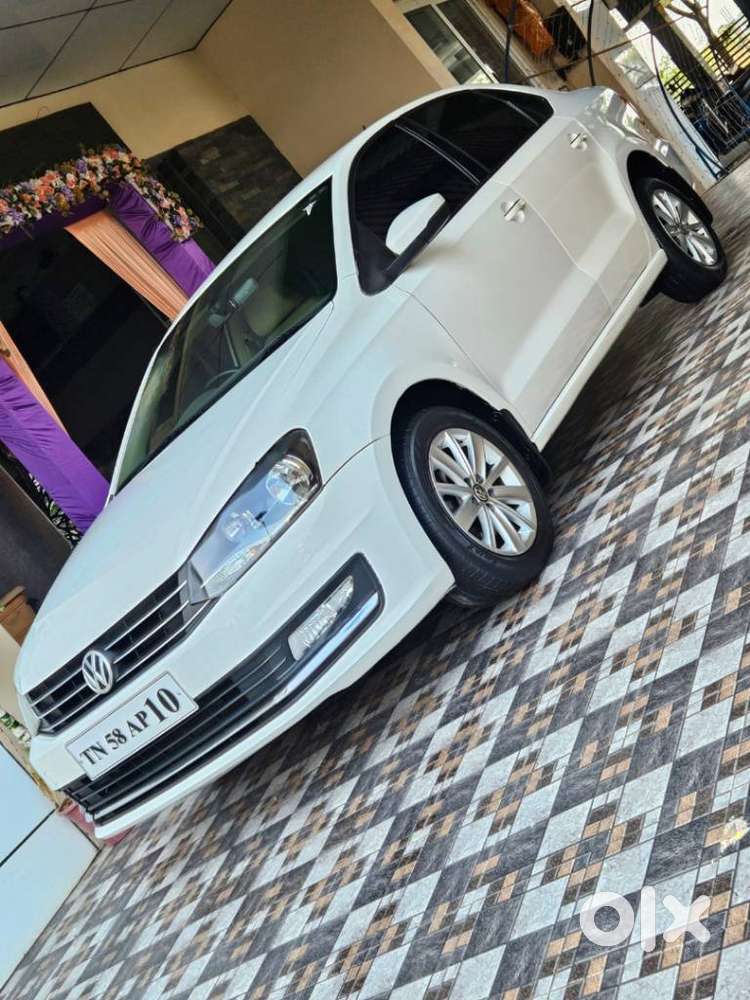 Volkswagen Vento 1.5 Highline Plus At 16 Alloy, 2017, Petrol