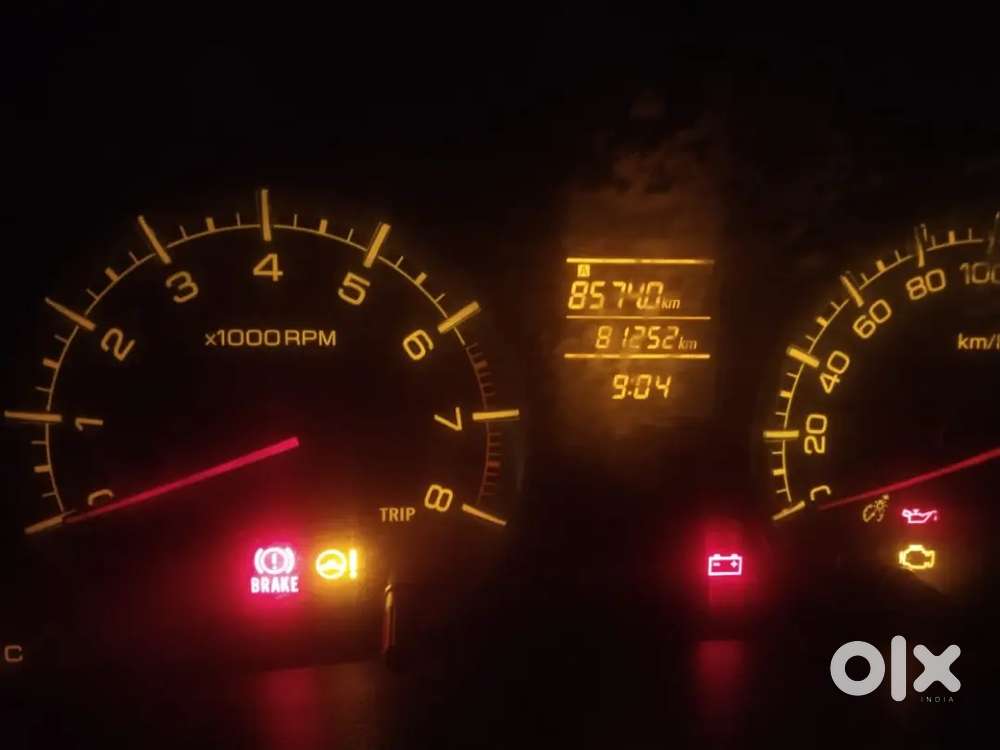 Maruti Suzuki Swift Petrol 2012
