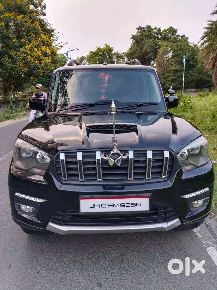 Mahindra Scorpio Classic 2022 Diesel 70000 Km Driven