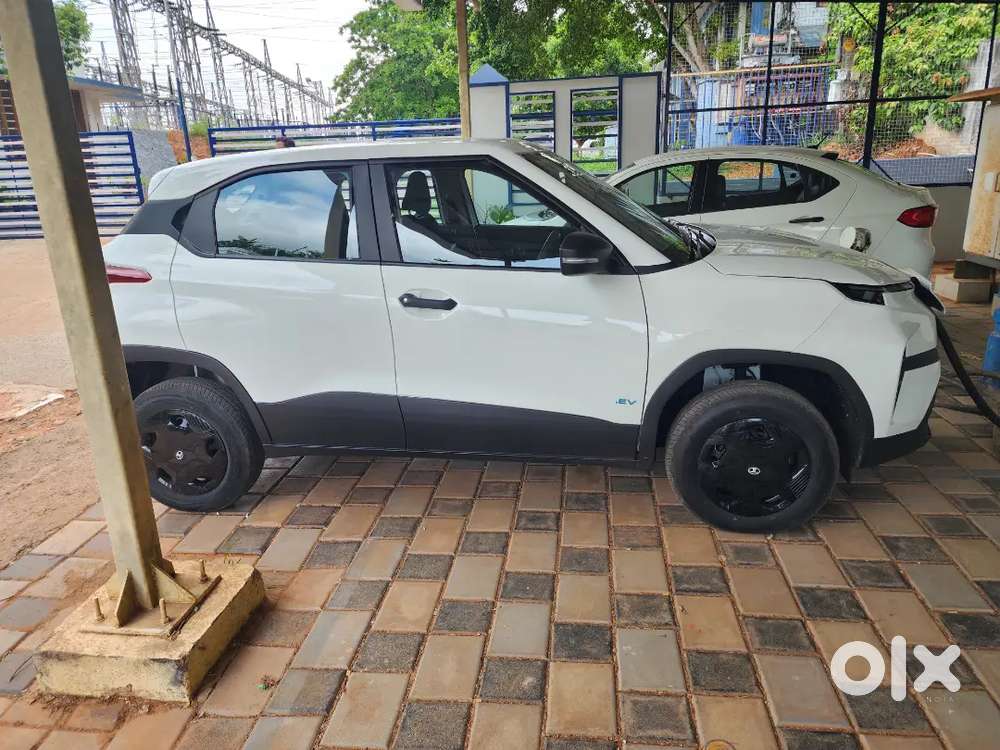 Tata Punch Ev Smart 2025