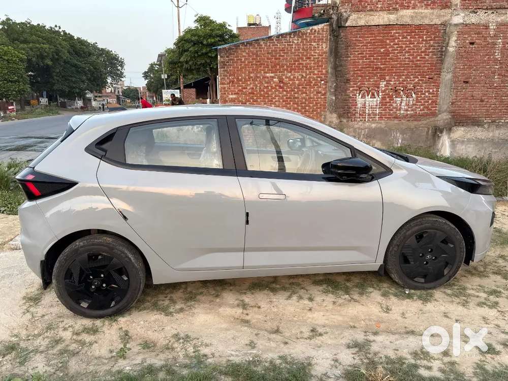 Tata Altroz Creative S 2026