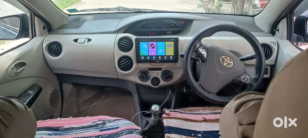 Toyota Etios Liva 2013