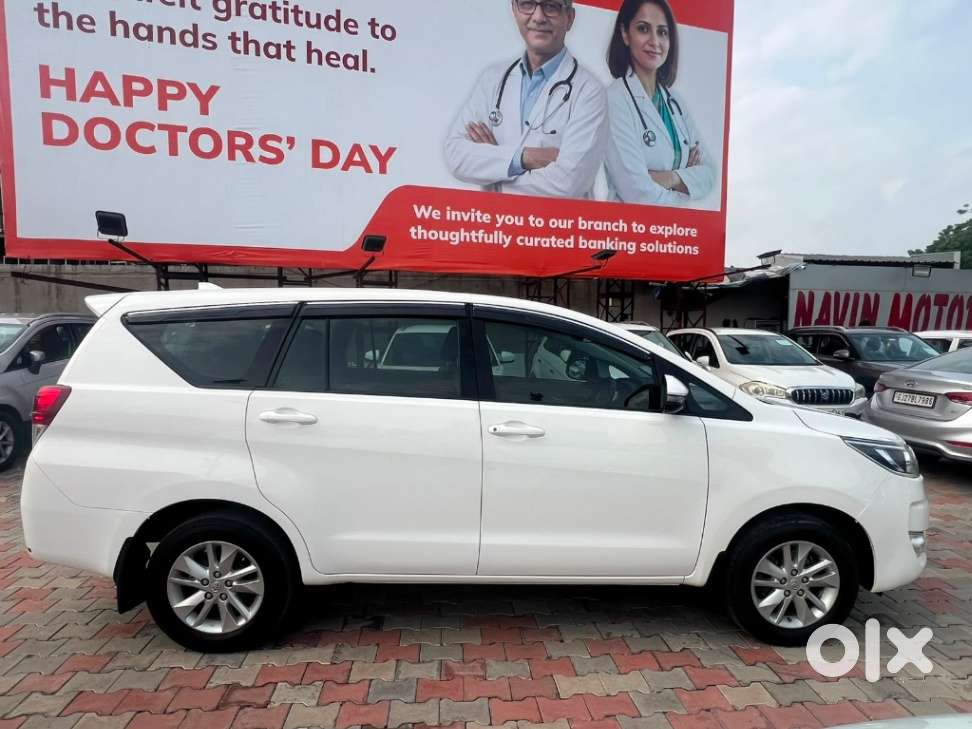 Toyota Innova Crysta 2.8 Gx At, 2024, Diesel