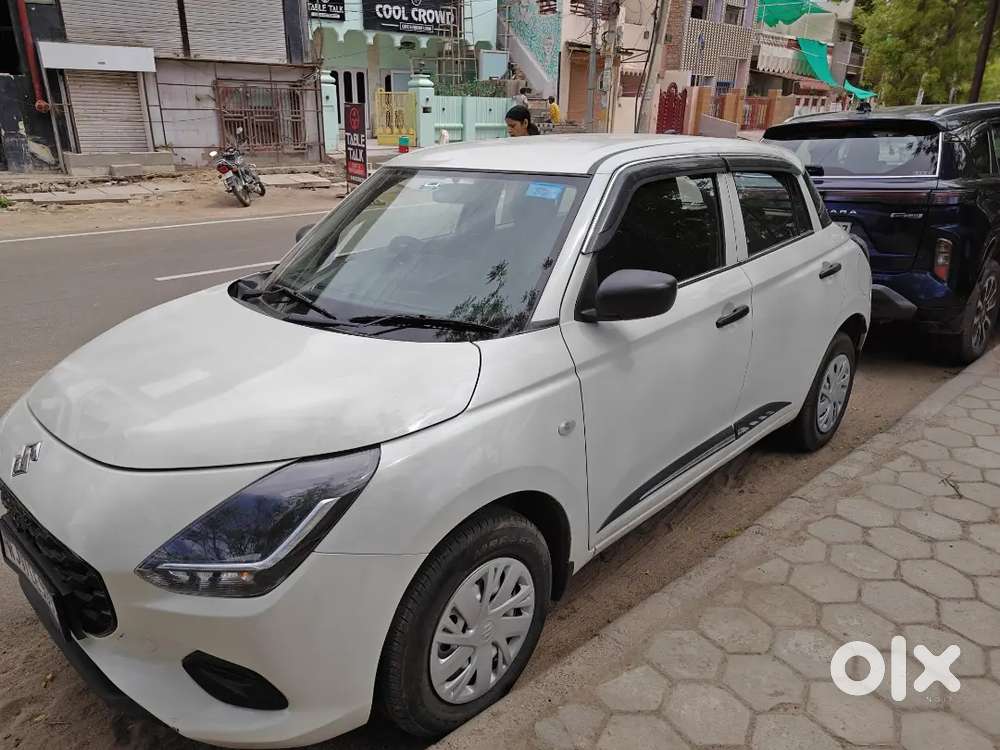 Maruti Suzuki Swift 2025 Petrol 11000 Km Driven