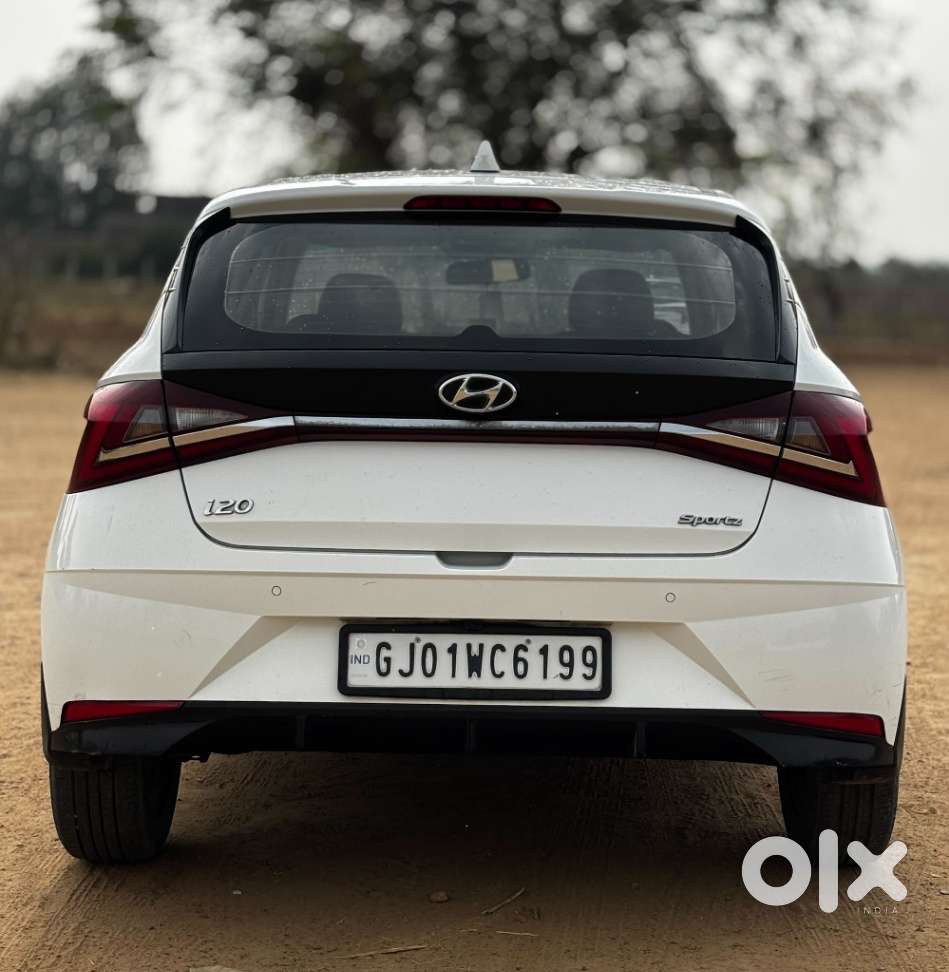 Hyundai I20 Sportz 1.2 Ivt, 2021, Petrol
