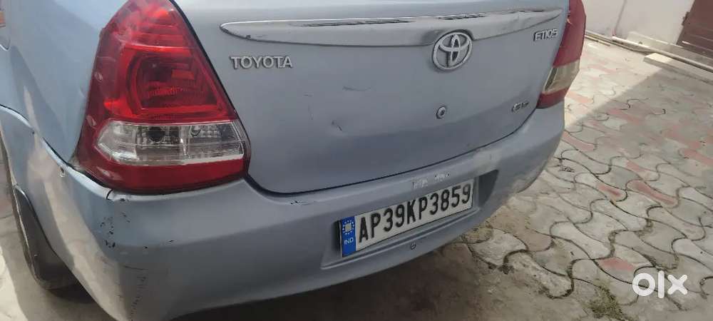 Toyota Etios 2013 Diesel 200000 Km Driven