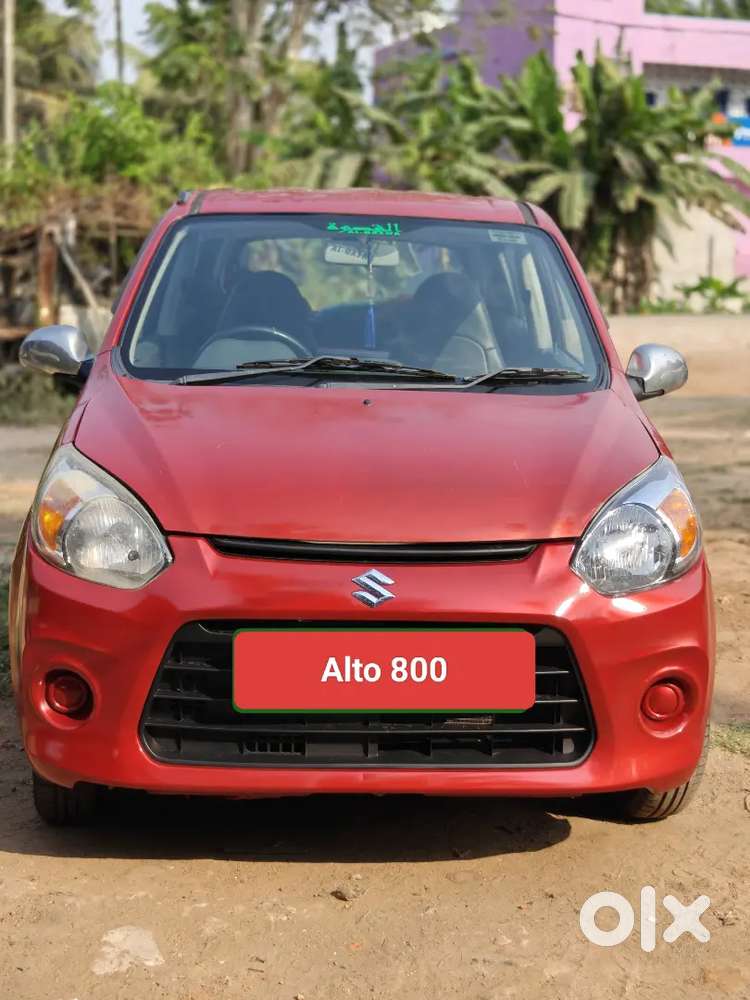 Alto 800 Blazer Red