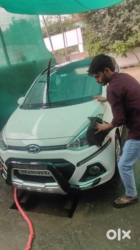 Hyundai Grand I10 Sportz 2016 Petrol