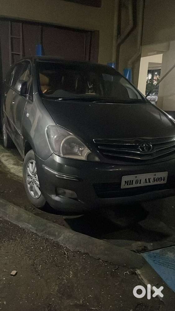 Toyota Innova 2011 Diesel 4th Owner