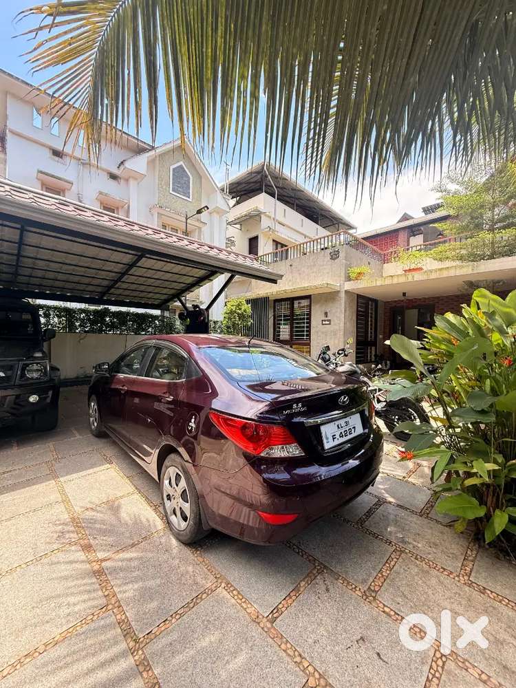 Hyundai Verna 1.6 Ex 2013 Petrol Manual