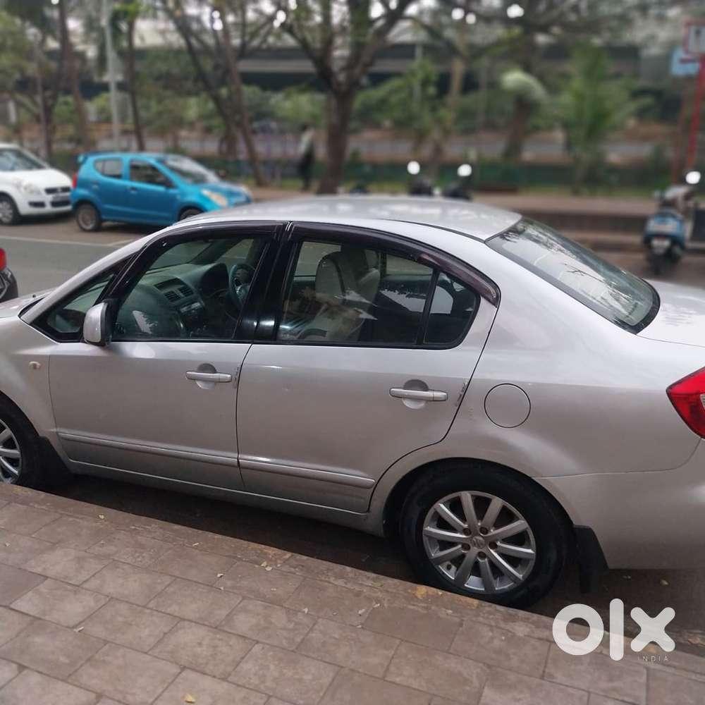 Maruti Suzuki Sx4 Zxi, 2010
