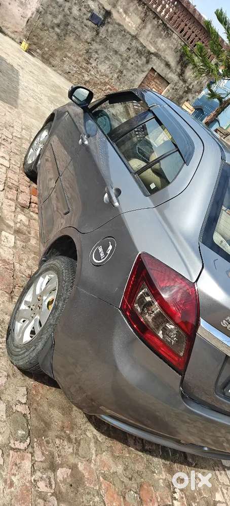 Maruti Suzuki Dzire 2012