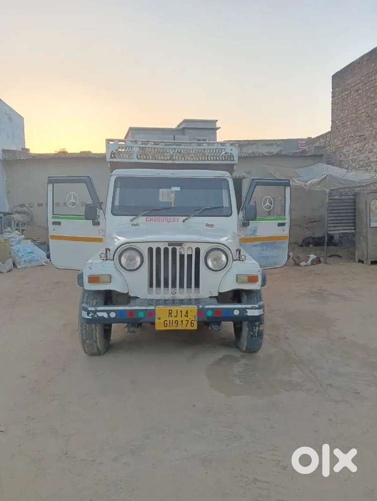 Mahindra Bolero Pik-up 2003