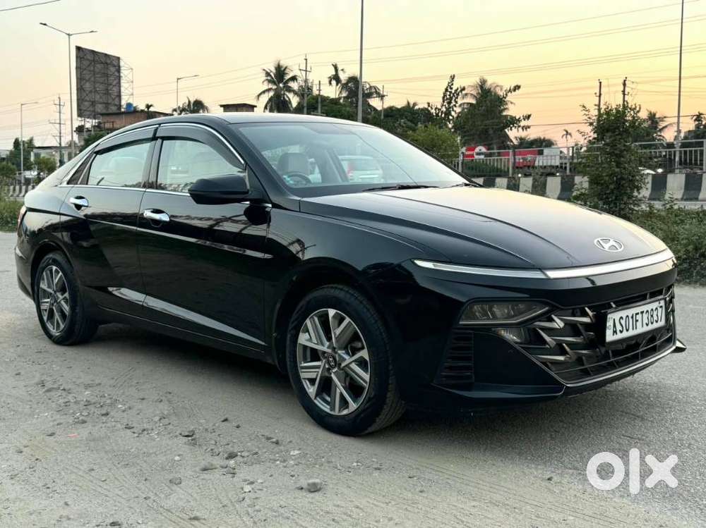 Hyundai Verna 1.5 Sx (o) Vtvt, 2023, Petrol