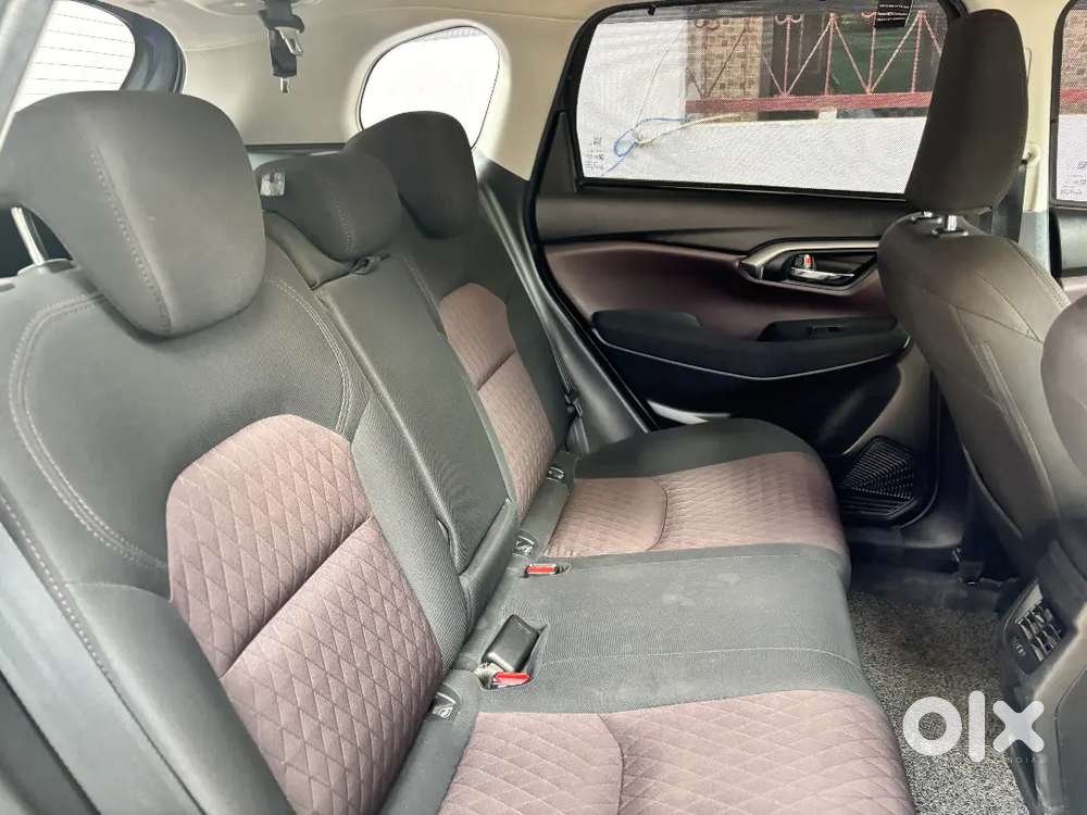 Maruti Suzuki Grand Vitara 2023 Petrol Well Maintained