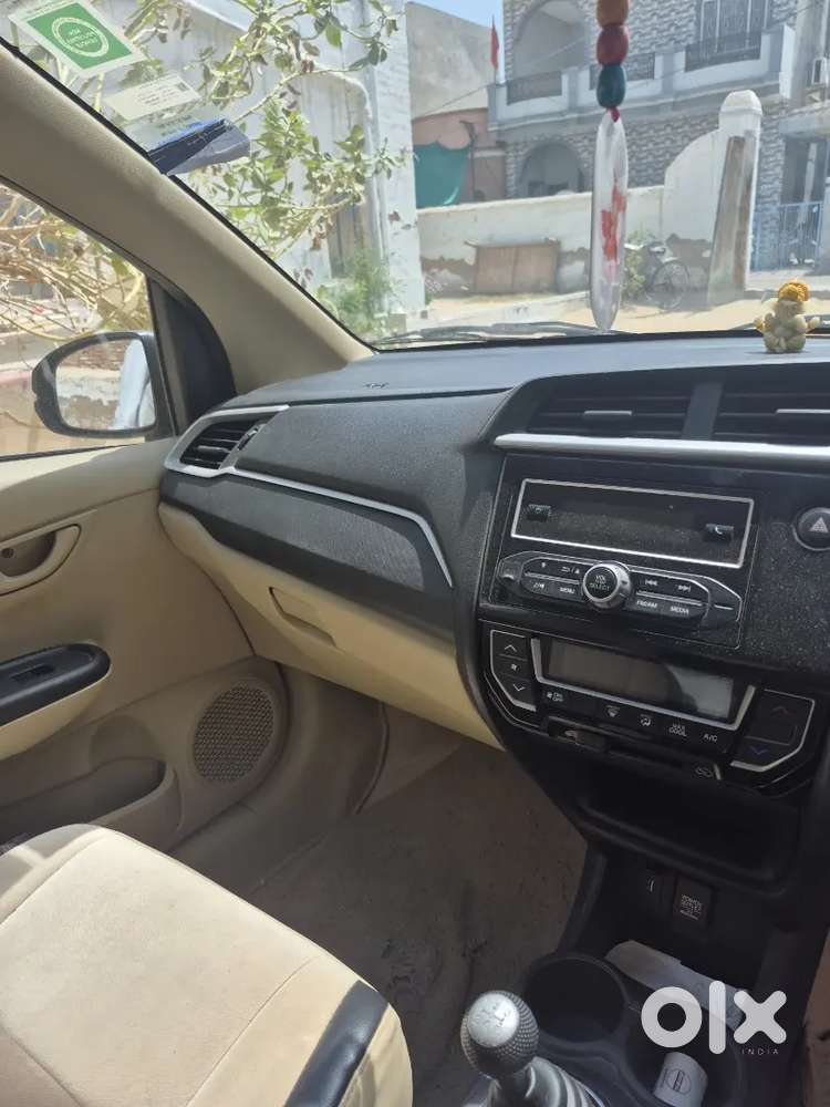 Honda Amaze 1.2 S Ivtec 2017 Model Petrol 32000 Driven