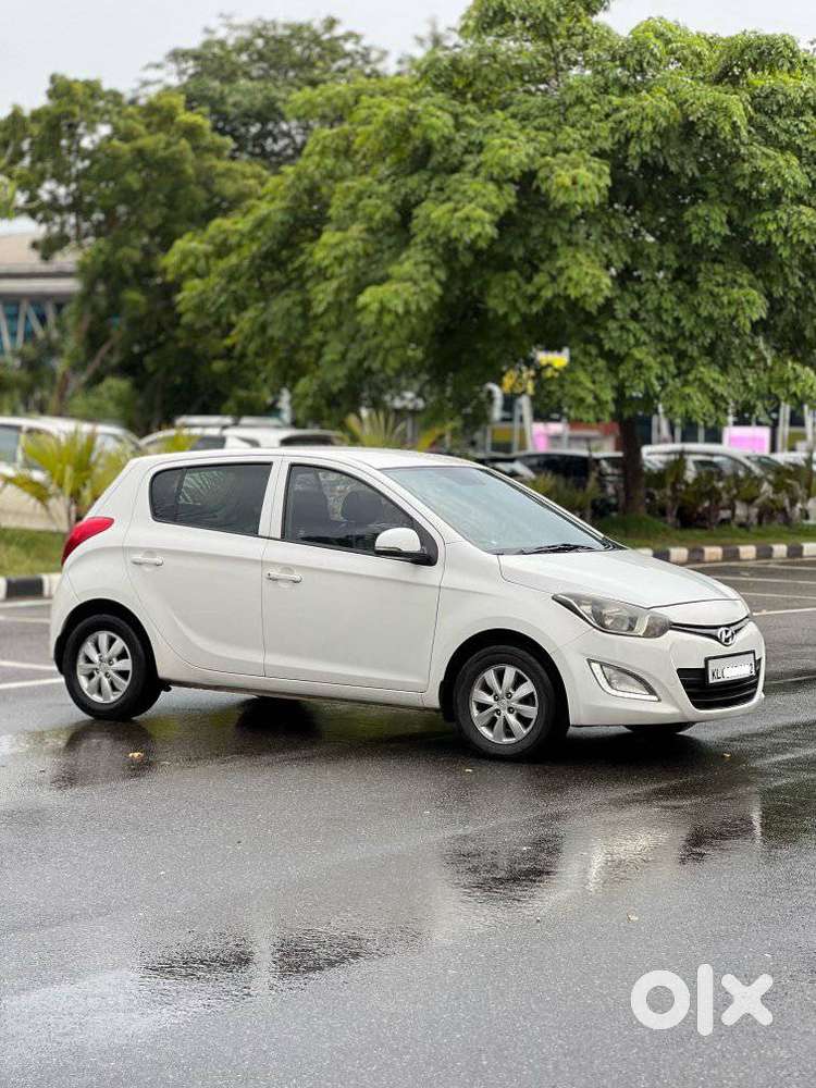 Hyundai I20 Sportz Option 1.4 Crdi, 2014, Diesel