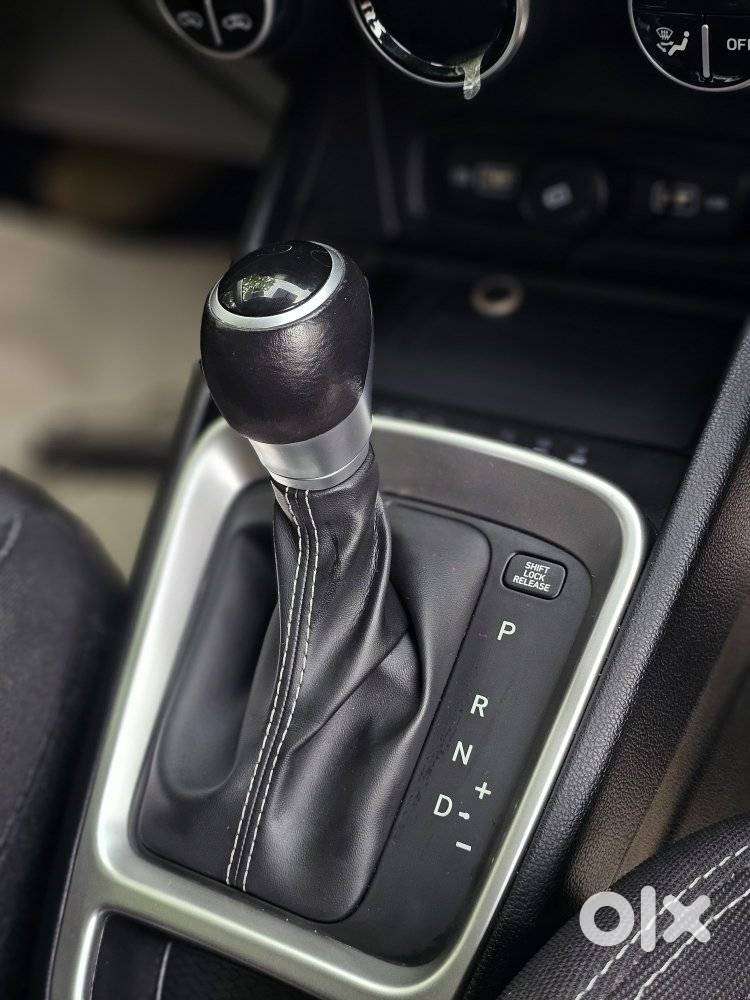 Hyundai Venue Sx Plus Turbo Dct, 2022, Petrol
