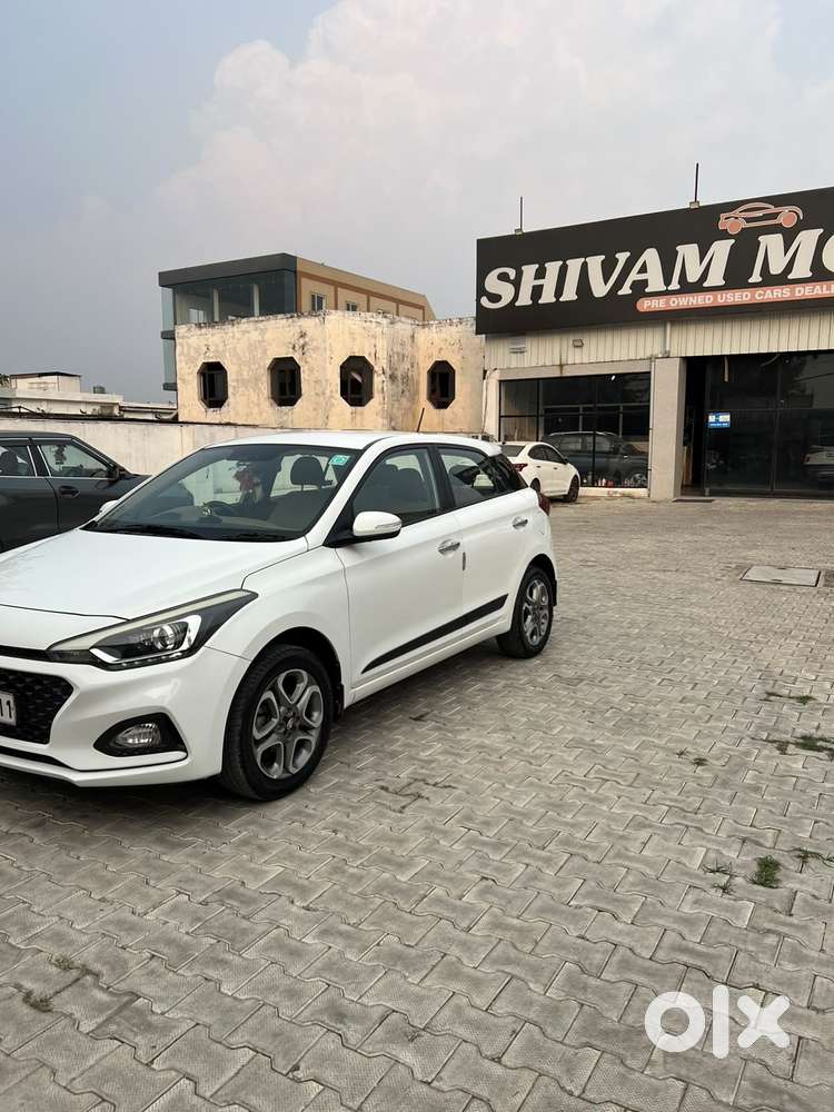 Hyundai Elite I20 Asta Option, 2018, Petrol