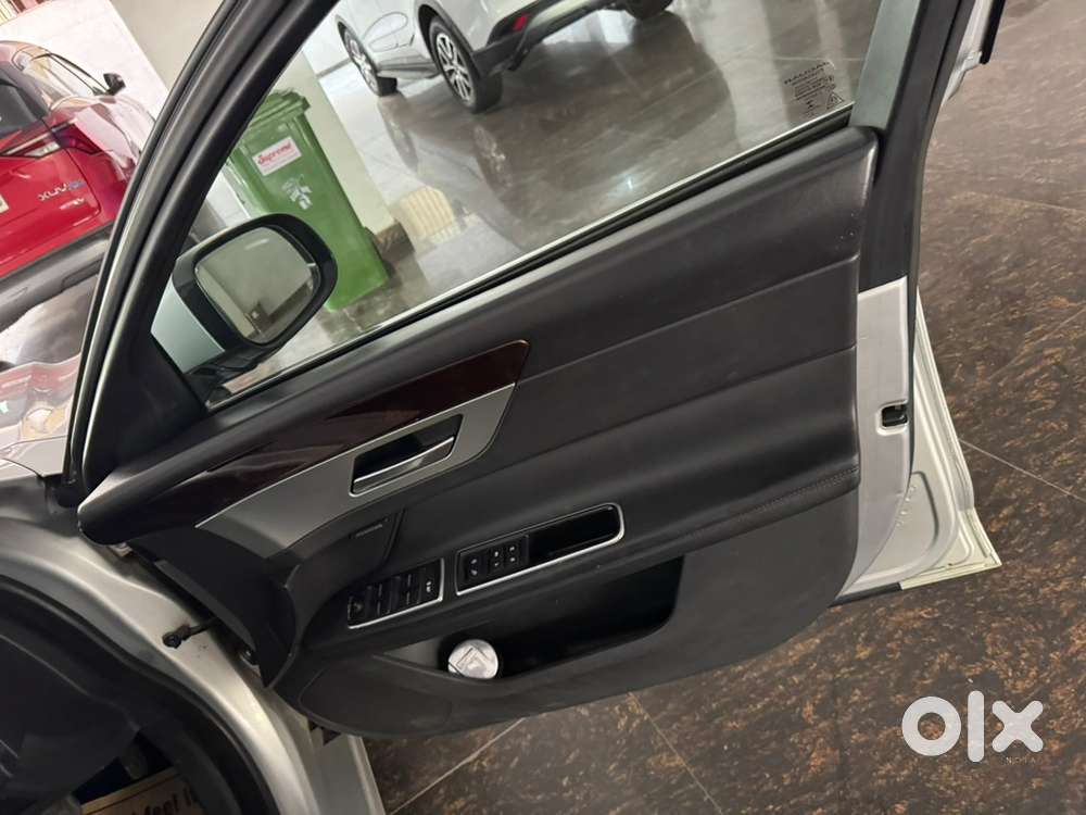 Jaguar Xf 2017 Diesel Portfolio