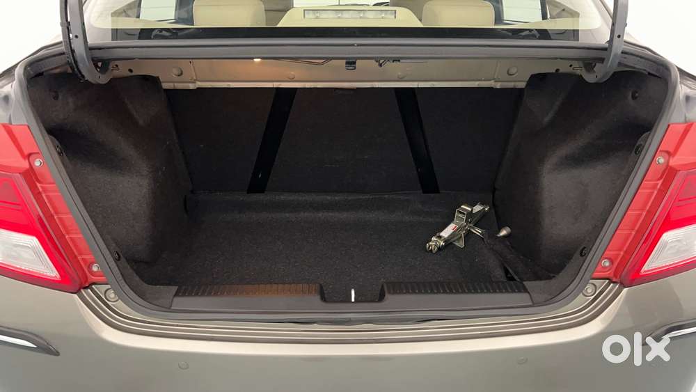Maruti Suzuki Dzire 1.2 Zxi Plus, 2022, Petrol