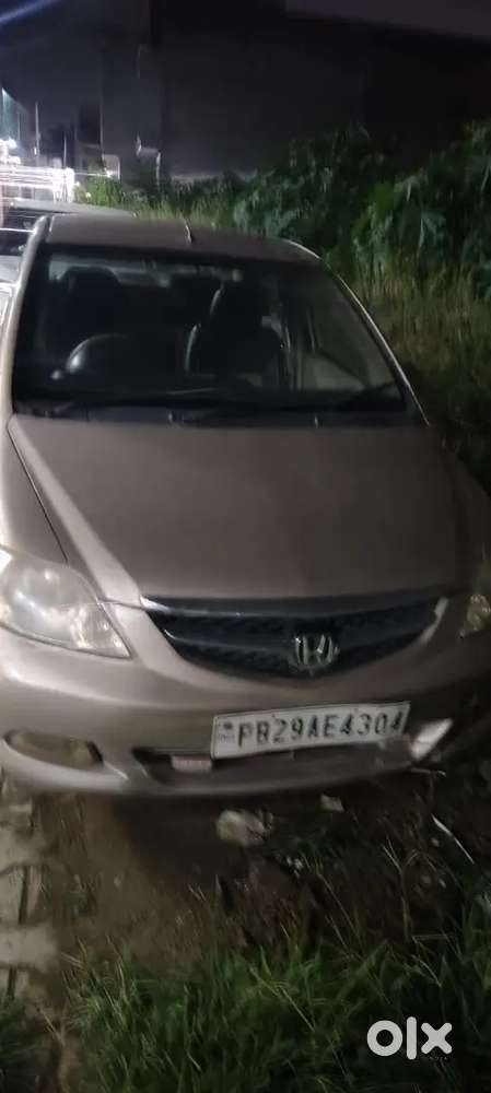 Honda City Zx Automatic 80percent Tyre