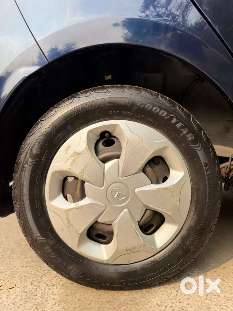 Tata Tiago 1.2 Revotron Xt (o), 2023, Petrol