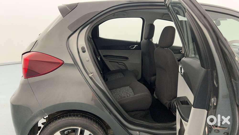 Tata Tiago 1.2 Revotron Xz Plus Dual Tone, 2020, Petrol