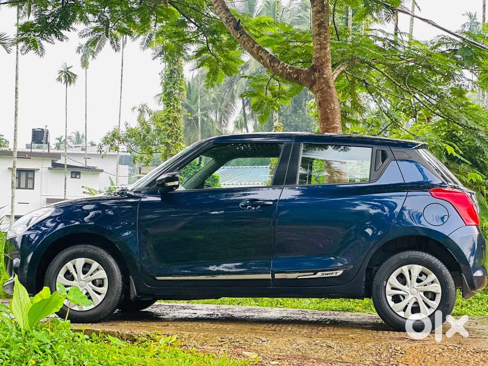 Maruti Suzuki Swift Vxi Abs Bsiv, 2023, Petrol