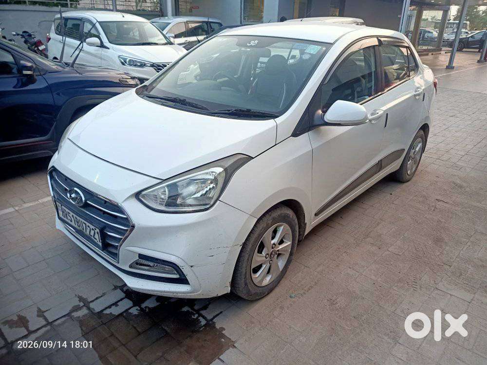 Hyundai Xcent Base 1.2, 2018, Petrol
