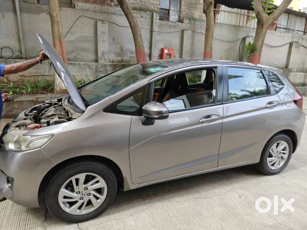 Honda Jazz - Top Model With New Tyres, Suspension, Battery, Etc.