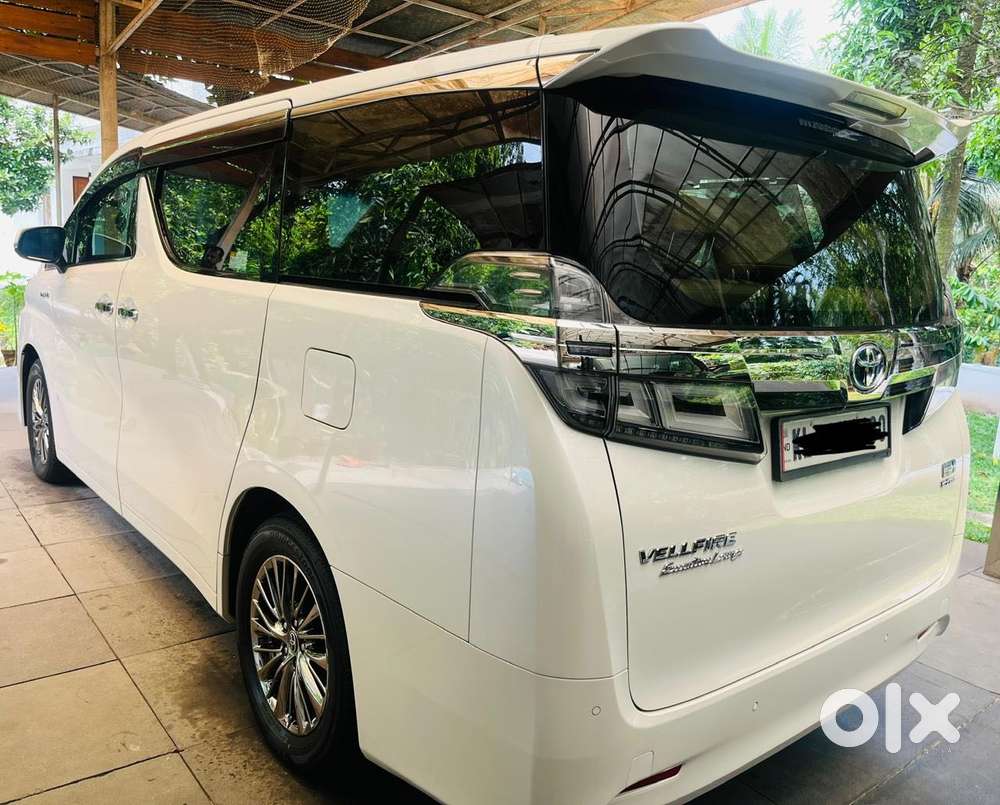 Toyota Vellfire 2.5 Hybrid, 2021, Petrol